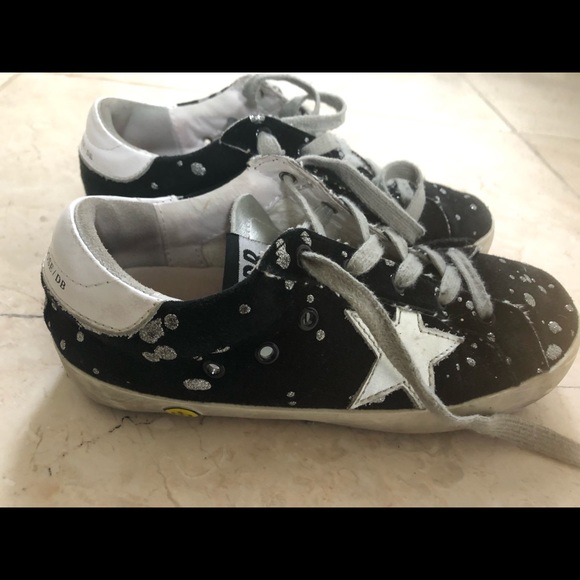 Golden Goose Black and White Kids Sneakers - Picture 2 of 5